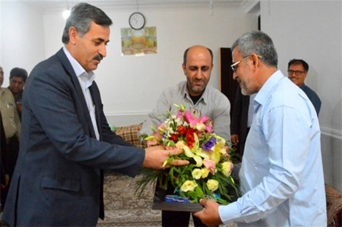 دیدار مدیر کل آموزش و پرورش استان بوشهر  با آزاده ی فرهنگی
