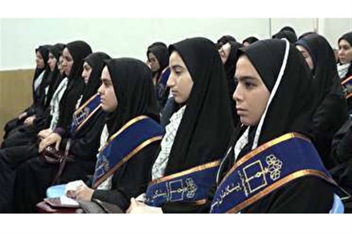 دانش‌آموزان ذخایر آینده ملت ایران هستند