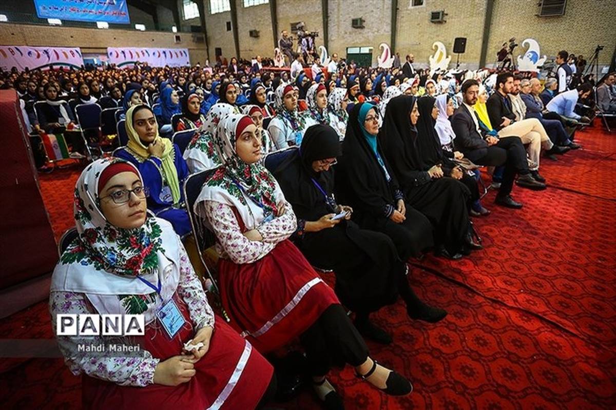 دانش‌آموزان دختر مازندرانی ۸ مقام برتر کشوری مسابقات فرهنگی‌هنری را به دست آوردند