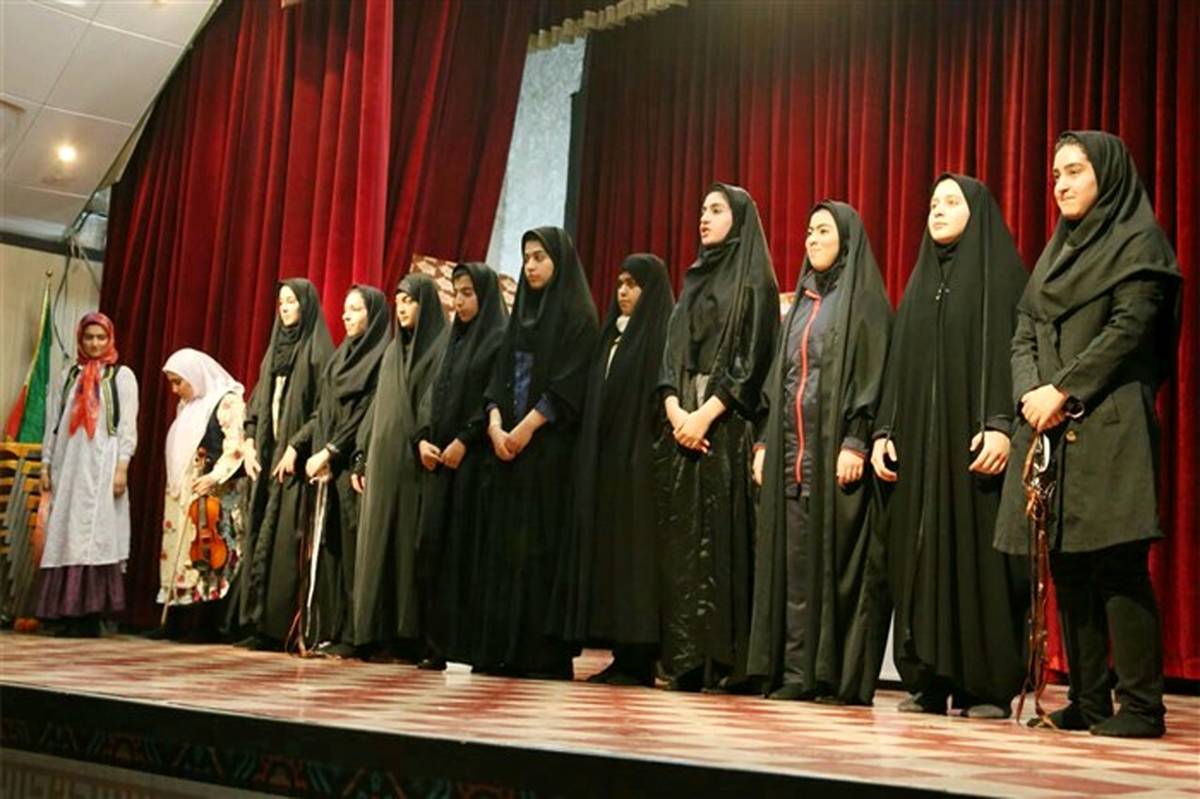 کسب رتبه برتر دانش آموزان رباط کریم  در مسابقات تئاتر کشوری