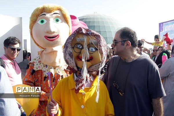 افتتاح هفدهمین جشنواره تئاتر عروسکی مبارک