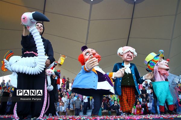 افتتاح هفدهمین جشنواره تئاتر عروسکی مبارک