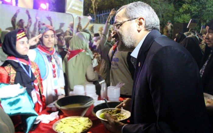 جشنواره غذای ایرانی هشتمین اردوی ملی پیشتازان دختر سازمان دانش آموزی جمهوری اسلامی ایران برگزارشد