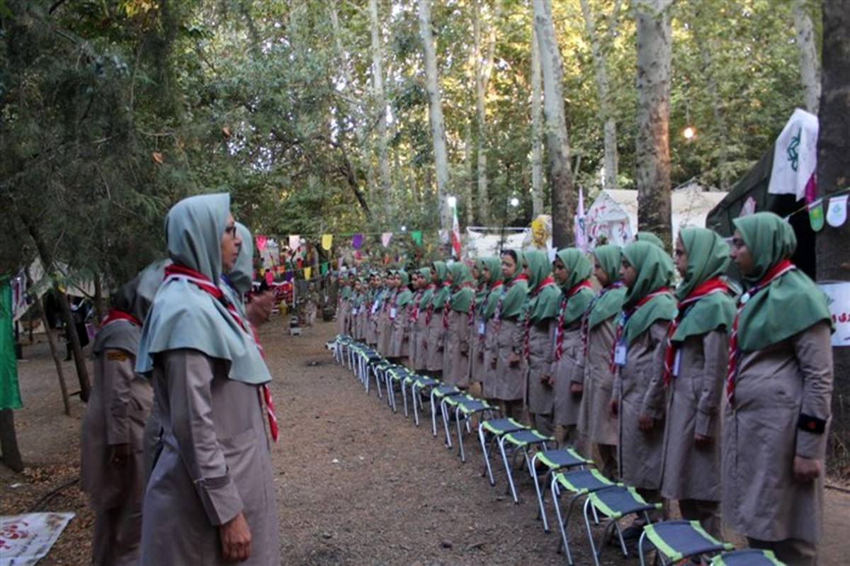 درخشش دانش آموزان پیشتاز دختر خراسان جنوبی در هشتمین اردوی ملی