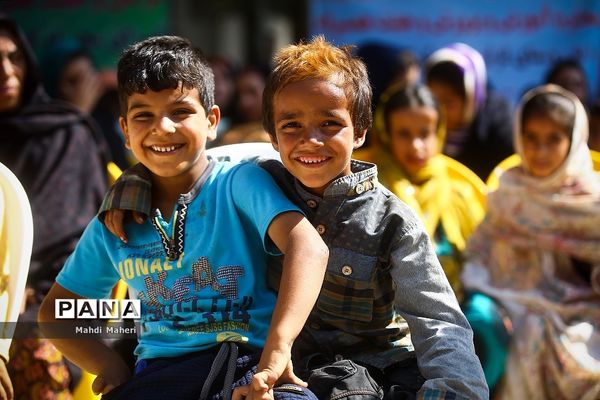 بازدید وزیر آموزش و پرورش از پروژه‌های عمرانی استان گلستان