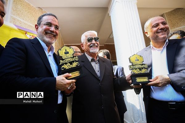 بازدید وزیر آموزش و پرورش از پروژه‌های عمرانی استان گلستان