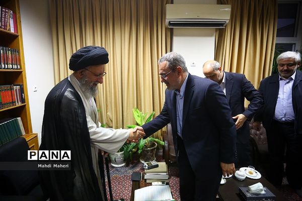 بازدید وزیر آموزش و پرورش از پروژه‌های عمرانی استان گلستان