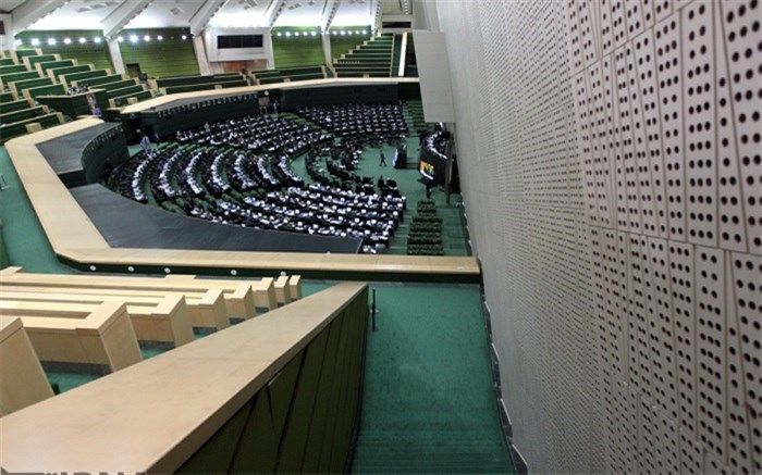 حاشیه مجلس: وقتی «کبوتر» میهمان صحن علنی می‌شود