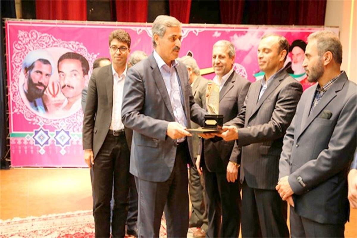 آموزش و پرورش استان بوشهر دستگاه برتر جشنواره شهید رجایی شد