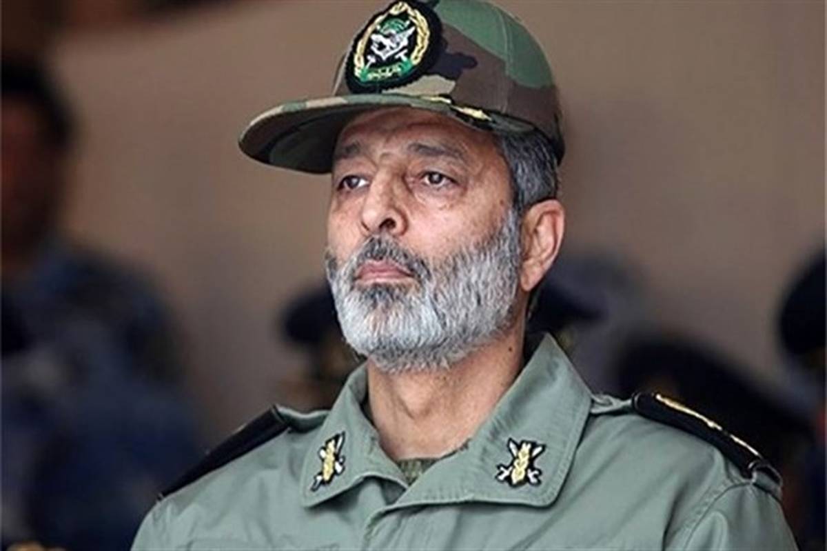فرمانده ارتش: آسمان ایران در حصار امنیت و دیوار نفوذناپذیر ارتش است