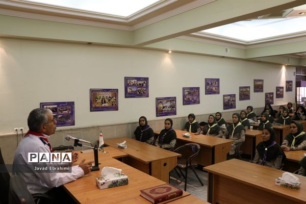 پیش اردوی دانش آموزان دختر پیشتاز خراسان رضوی شرکت کننده در اردوی ملی