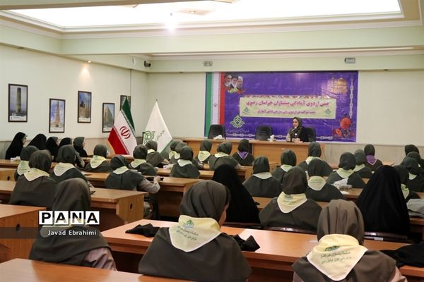 پیش اردوی دانش آموزان دختر پیشتاز خراسان رضوی شرکت کننده در اردوی ملی