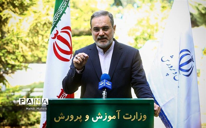 بطحایی:  تصویب لایحه رتبه بندی مهمترین کاری است که آموزش و پرورش دنبال می کند