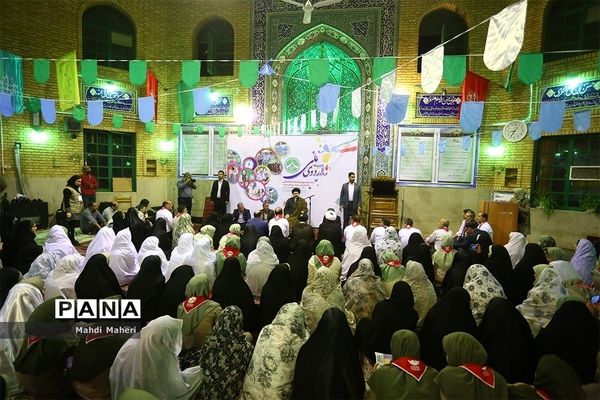 حضور حجت‌الاسلام سیدحسن خمینی در هشتمین اردوی ملی پیشتازان دختر