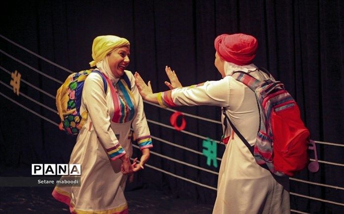 روایت  «چشم انداز میان ۲ تاریکی»از  3 سال تئاتر کشور