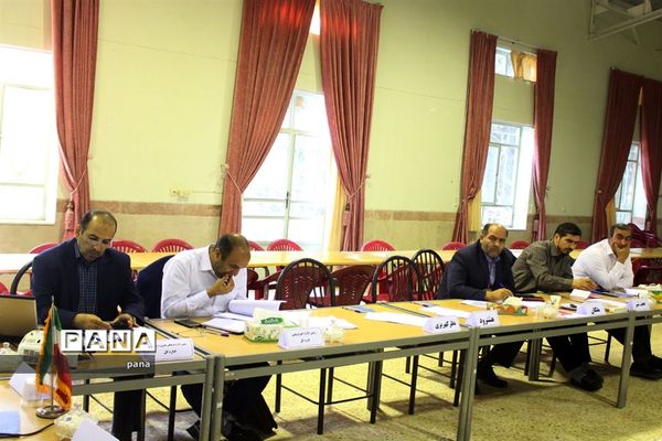 گردهمایی معاونین پرورشی مناطق جوار مراغه دراردوگاه المهدی‌(عج)