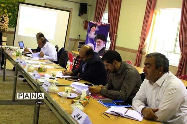 گردهمایی معاونین پرورشی مناطق جوار مراغه دراردوگاه المهدی‌(عج)