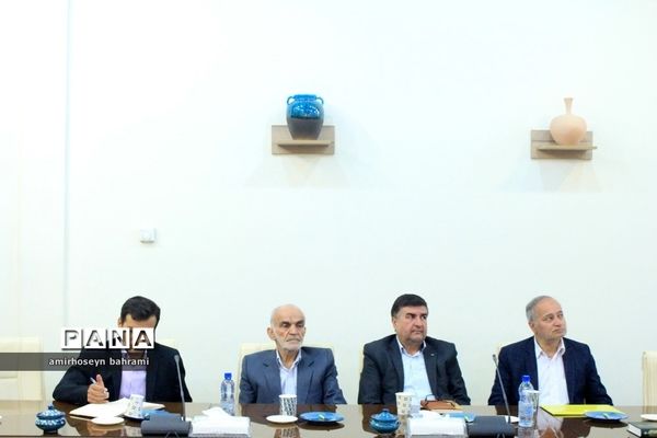 شورای آموزش و پرورش استان همدان