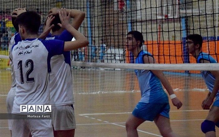 دومین شکست تیم والیبال امید آذربایجان غربی در مسابقات کشوری