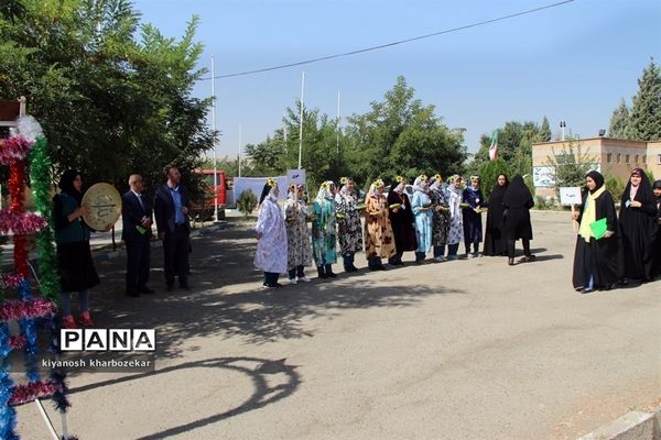 افتاحیه اولین اردوی آموزشی - توجیهی دانش آموزی همیار مشاور آذربایجان غربی در ارومیه