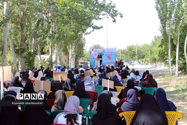 افتاحیه اولین اردوی آموزشی - توجیهی دانش آموزی همیار مشاور آذربایجان غربی در ارومیه