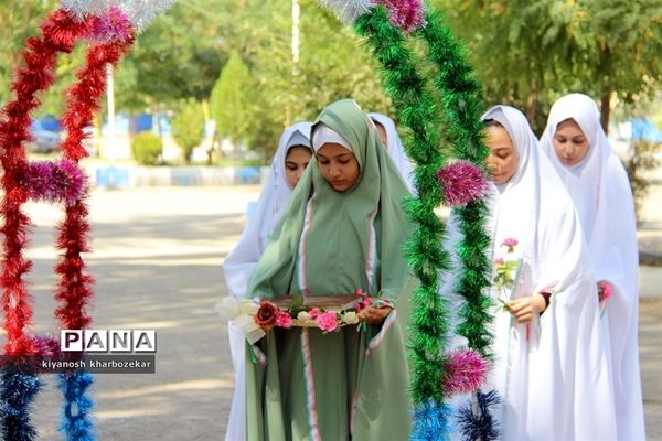 افتاحیه اولین اردوی آموزشی - توجیهی دانش آموزی همیار مشاور آذربایجان غربی در ارومیه