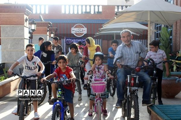 همایش مردمی سه‌شنبه های بدون خودرو در اسلامشهر