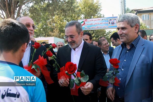 اعزام کاروان تجهیزات و اقلام ورزشی جهت تجهیز ساعات درس تربیت‌بدنی مدارس کشور