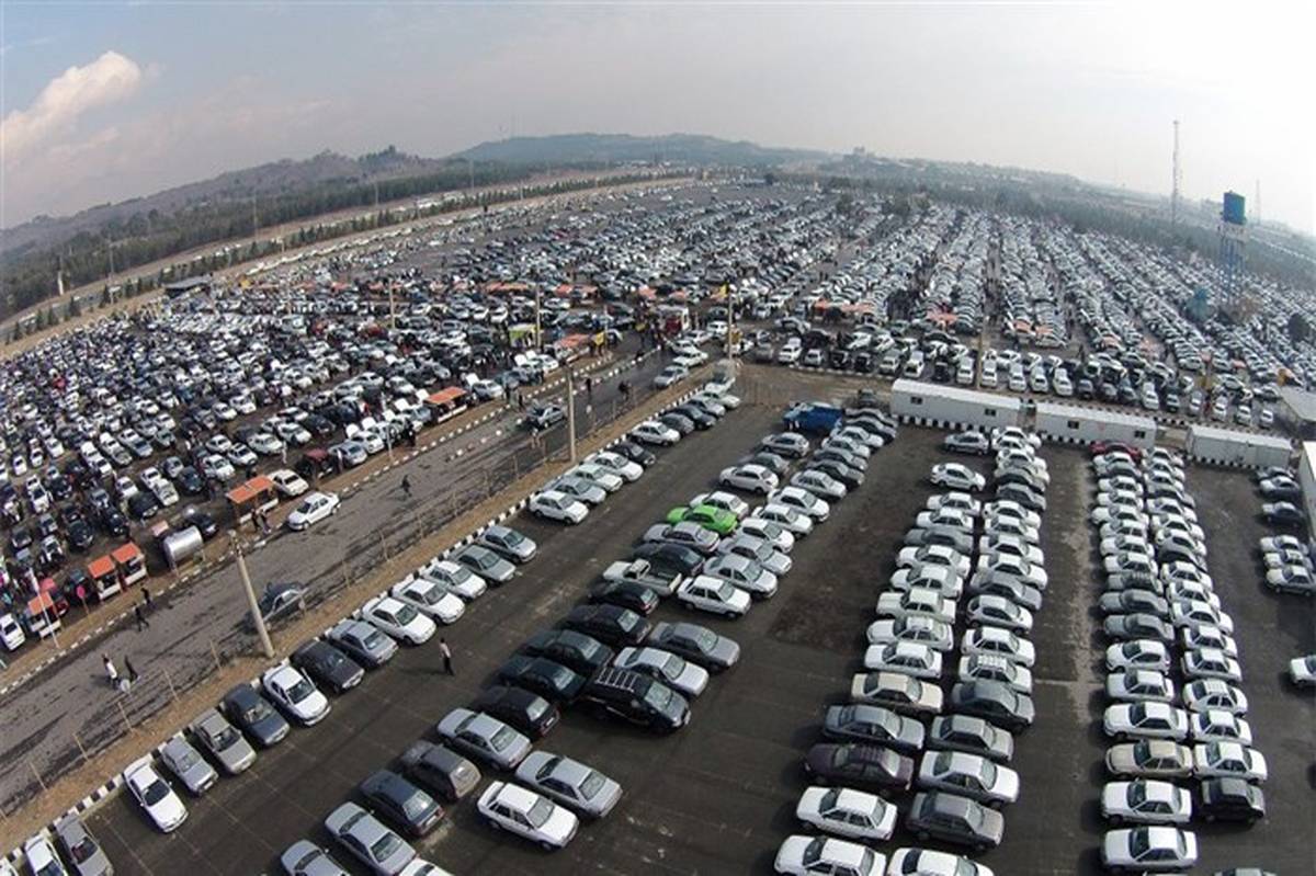 وزیر صنعت: خودروهای پیش‌فروش‌شده باید رفع نقص‌شده به مالکان تحویل شود