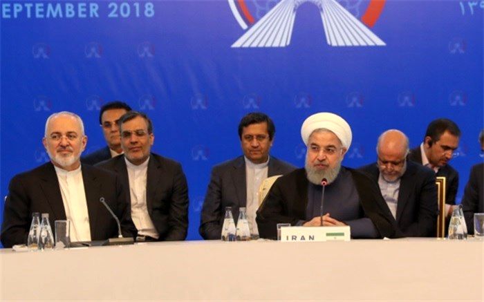 روحانی: راه مردمسالاری از لوله تفنگ نمی‌گذرد