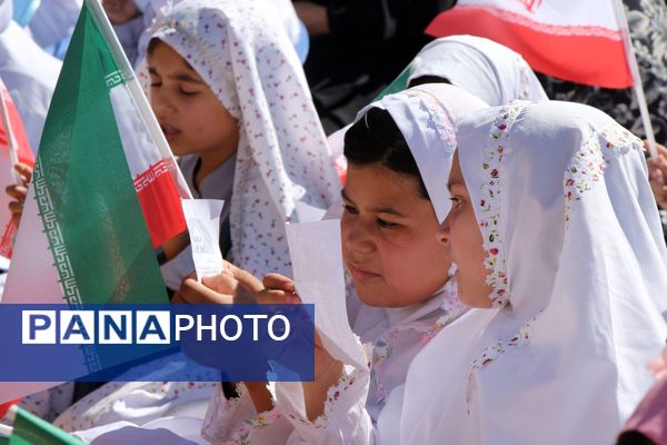 آیین بهره‌برداری متمرکز از ۵۶ پروژه آموزشی با ۱۶۲ کلاس درس