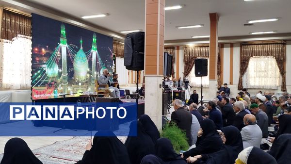 مراسم پر فیض دعای ندبه به همراه آئین رونمایی و عطرافشانی سنگ یادبود شهید گمنام 