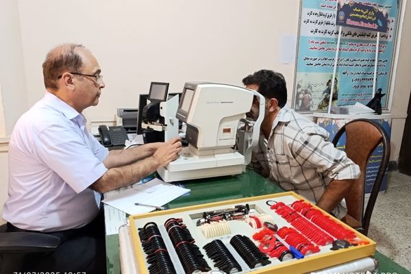 خدمات رایگان چشم‌پزشکی به مددجویان کمیته امداد در زاغه