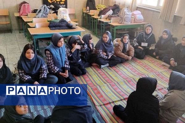 مراسم ویژه شهادت حضرت فاطمه زهرا (س) در مدرسه نرگس پردیس