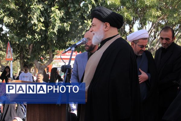 تجلی اقتدار مردم بهارستان در راهپیمایی ۱۳ آبان