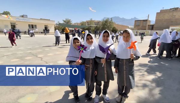 جشن روز کودک در دبستان علمدار تفت