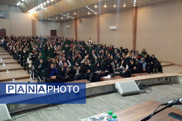کارگاه نقش والدین در تربیت فرزندان در شیراز