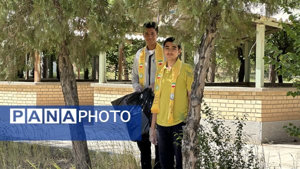 پاکسازی طبیعت توسط دانش‌آموزان پیشتاز استان مرکزی در پیش اردوی ملی