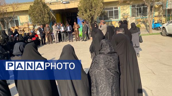 بازدید مدیران مدارس غیردولتی ناحیه ۷ مشهد از نمایشگاه کتاب