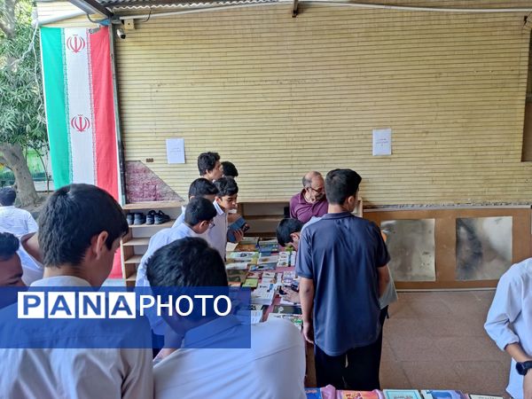 فرصتی برای تقویت کتاب‌خوانی دانش‌آموزان