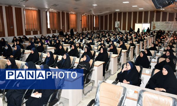 کارگاه هوش مصنوعی ویژه دانش‌آموزان دختر مقطع متوسطه اول شهرستان مه‌ولات