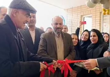  افتتاحیه مدرسه۱۲ کلاسه حاج غلامرضا آرین نسب و حاجیه خانم زهره روستا زاده در ناحیه۴ اصفهان 