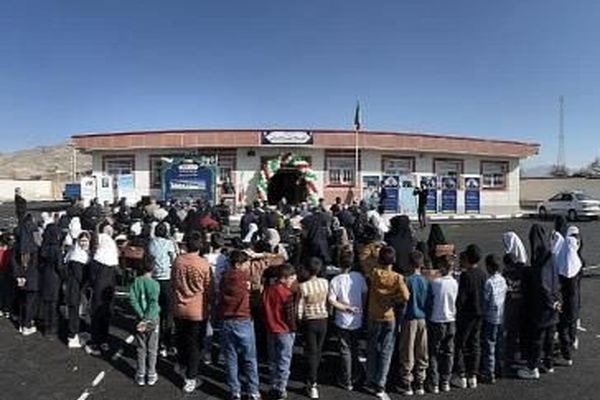 افتتاح مدرسه ۶ کلاسه شهید کسایی در روستای لیوار پایین مرند یادگاری با نام شهید برای نسل آینده