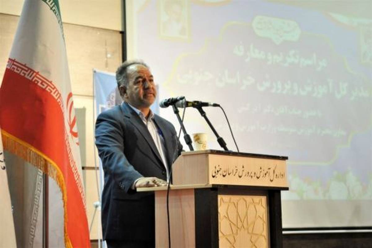 اعزام ۳۵ دانشآموز خراسان جنوبی به عمره