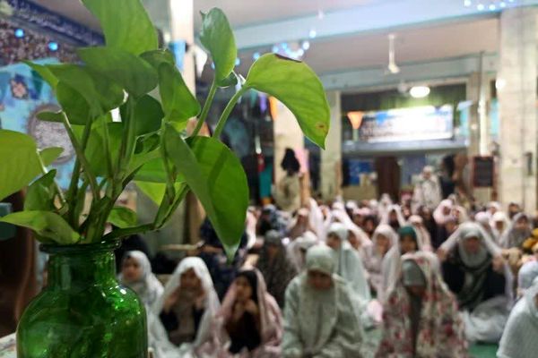 اعتکاف دانش آموزی دختران در شهرضا