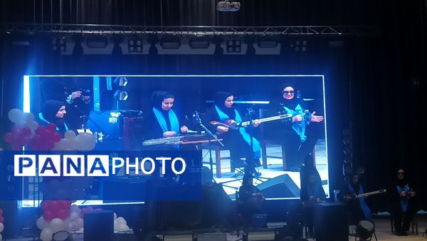 جشن باشکوه ایران بانو در نیشابور 