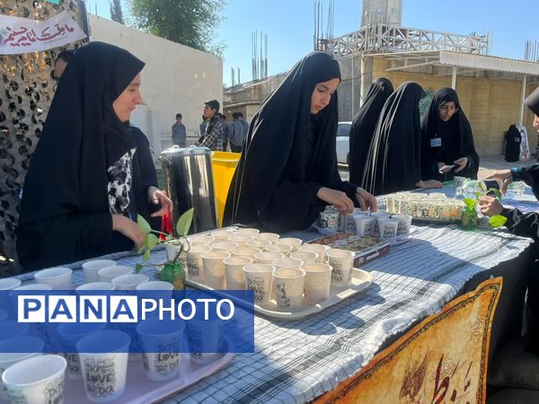 استقبال پرشور دانش‌آموزان جم از شهید گمنام در آستانه شهادت حضرت زهرا(س)