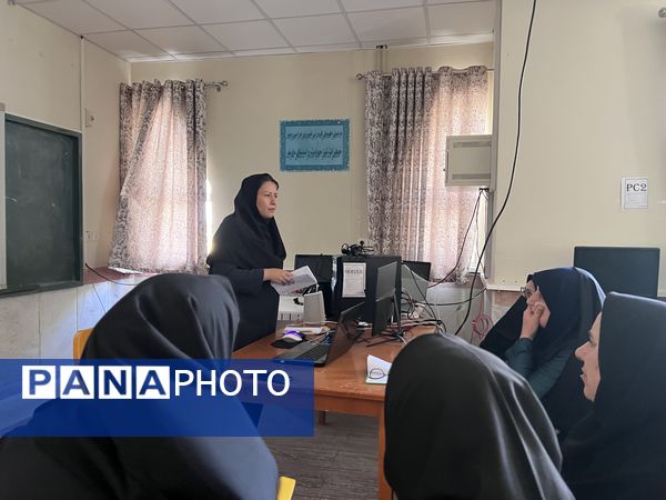 برگزاری روز دوم کارگاه توانا با حضور جمعی از مدیران و معلمان در سملقان