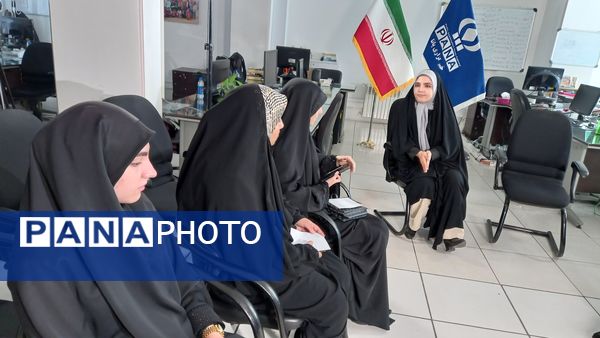 حضور دانش‌آموز خبرنگاران پانا شهرستان‌های تهران در مناظره و نشست انتخاباتی ر‌أی‌اولی‌ها