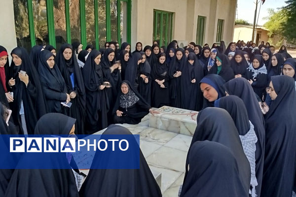 نخستین ایستگاه راهیان نور؛ حضور دانشآموزان رباطکریم در یادمان دوکوهه
